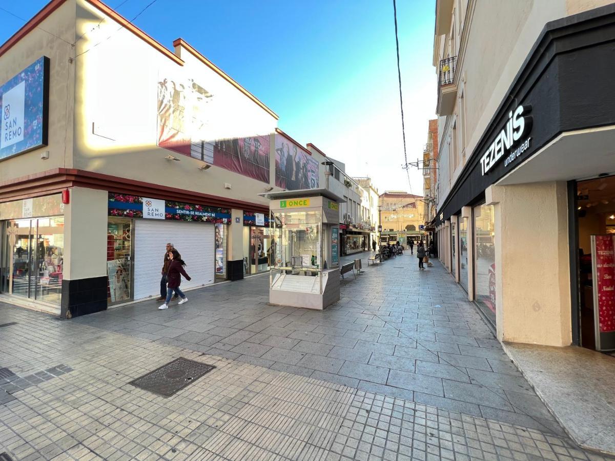 New Camp Nou Apartment/Diret Airport,Beautiful L'Hospitalet de Llobregat Dış mekan fotoğraf