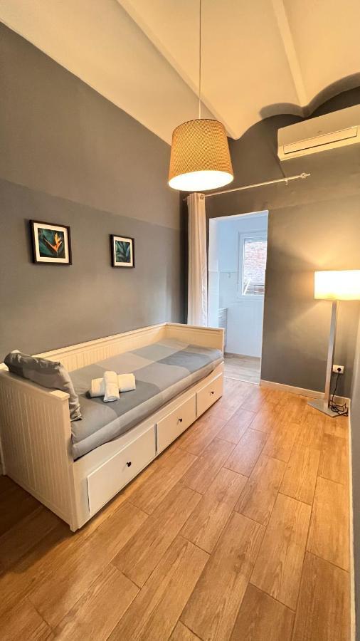 New Camp Nou Apartment/Diret Airport,Beautiful L'Hospitalet de Llobregat Dış mekan fotoğraf