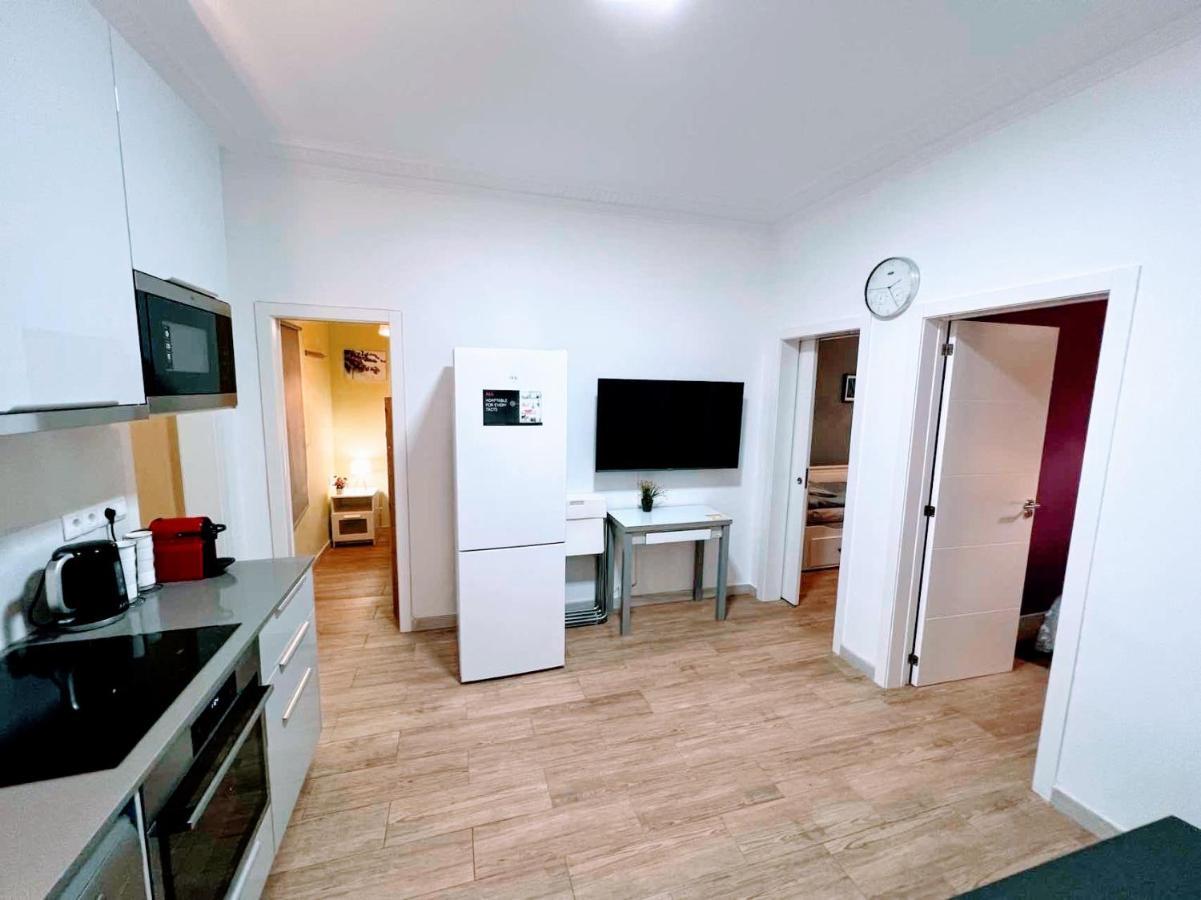New Camp Nou Apartment/Diret Airport,Beautiful L'Hospitalet de Llobregat Dış mekan fotoğraf